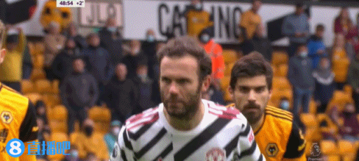 范德贝克造点，马塔主罚命中，曼联2-1领先狼队