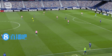 玩心跳！登贝莱爆射破门，巴萨3-2再度超出比分