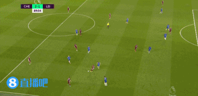 过于拉胯!阿约泽-佩雷斯射失绝佳良机,蓝狐仍落后