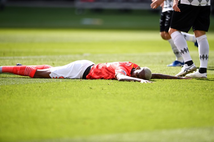 巴媒：塔利斯卡要求离开中超，希望重返巴西踢球