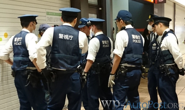 日本某黑帮非法扑克室被警方捣毁