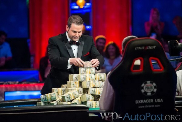 如何成为2021年WSOP的扑克发牌员