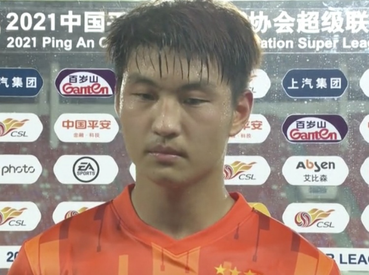 郭田雨：希望泰山队保持不败势头，也希望自己为球队带来更多帮助