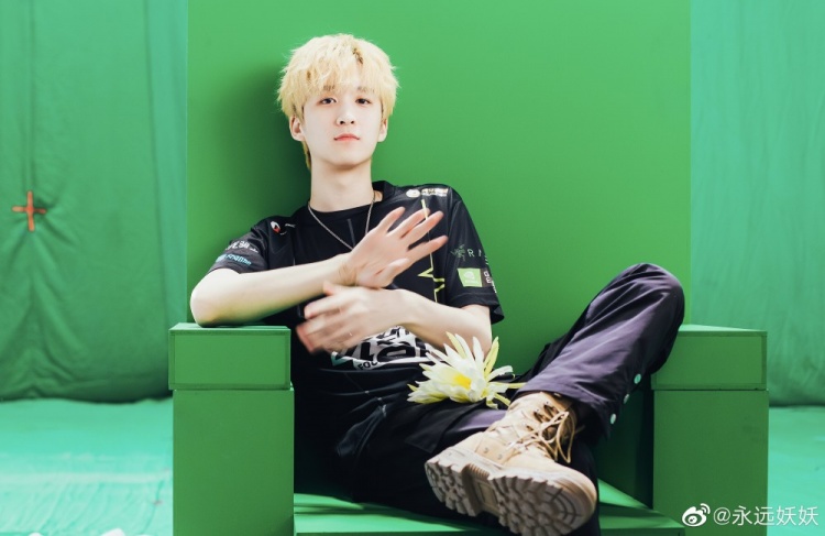 4AM永远晒照：怎么滴也是个美猴王吧