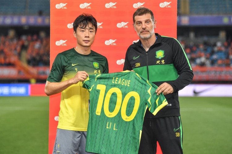 ?李磊达成国安中超百场里程碑，赛前领取百场纪念球衣
