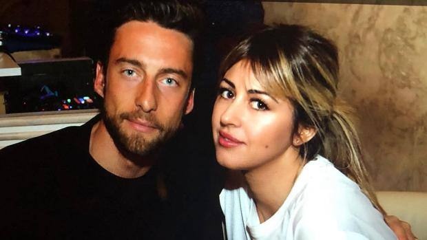 妻子：总有小姑娘盯着马尔基西奥，他这张脸实在太帅了