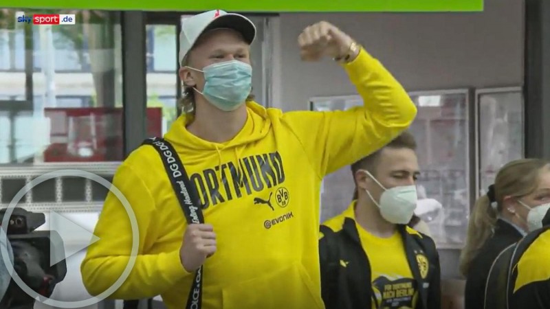 能踢德国杯决赛？德媒：哈兰德已参与合练，并随队飞赴柏林