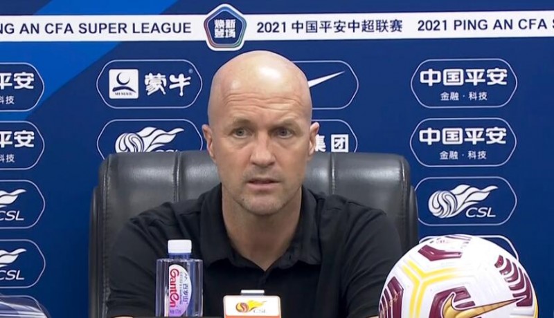 小克鲁伊夫：我们下半场有机会绝杀 戴伟浚的进球对球队很重要