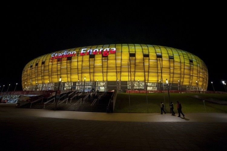 地理学堂：欧联杯决赛城市格但斯克，见证波德恩怨的琥珀之城