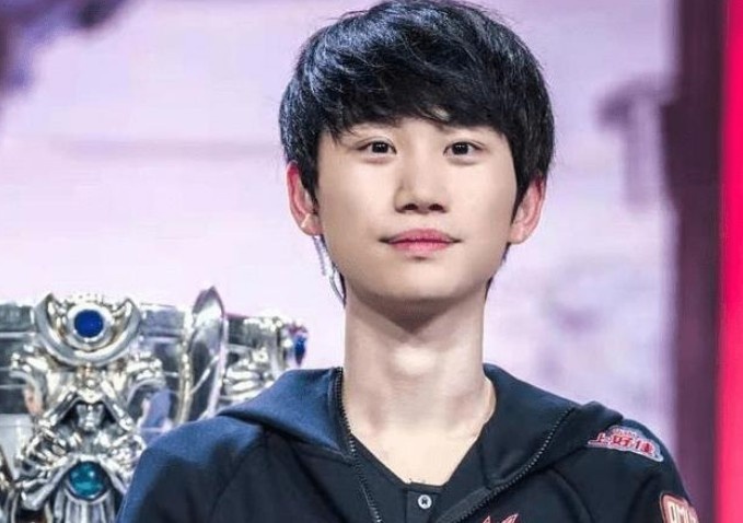 Doinb：很多人就喜欢带节奏，我觉得bo1嘛，很难做到全胜