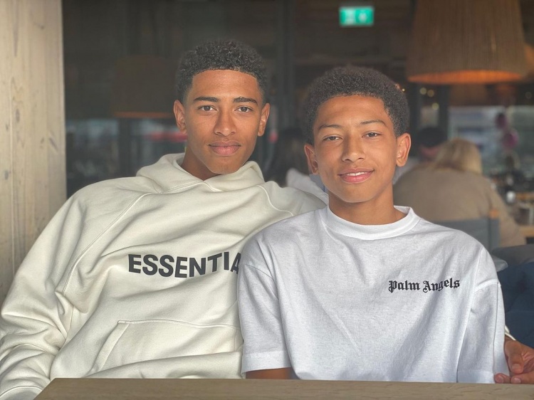 弟弟也来多特？贝林厄姆：这是我的梦想，但我不会给他施压