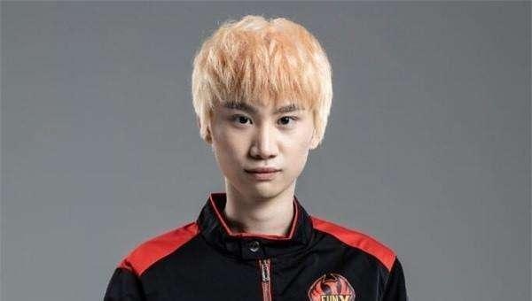 Doinb：RNG只要下路有优势 其他线怎么劣势都没关系