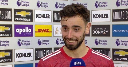 B费:老实说我没感觉碰到球,只要球进了谁助攻的并不重要