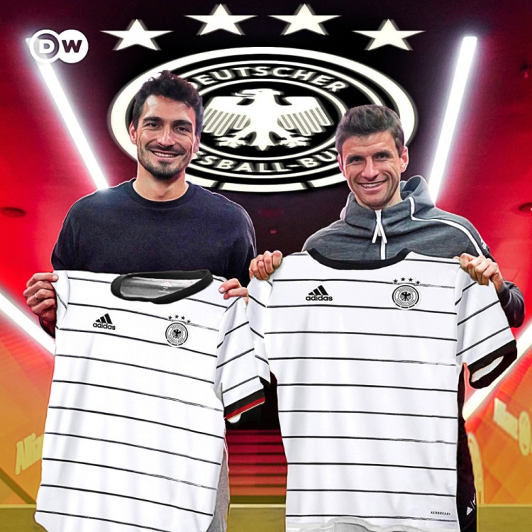 穆勒、胡梅尔斯回归德国队,距离勒夫宣布不征召过去了806天