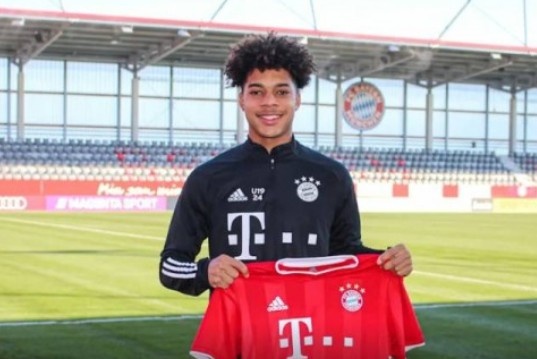 TA:拜仁有意买断贾斯丁-切,达拉斯索要300万-400万美元转会费