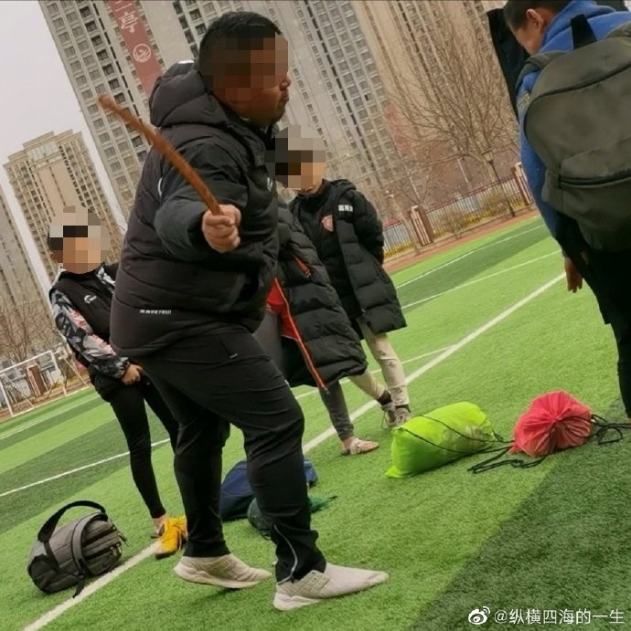 涉嫌虐待小球员的大连青训机构未在足协注册,足协不具备管辖权