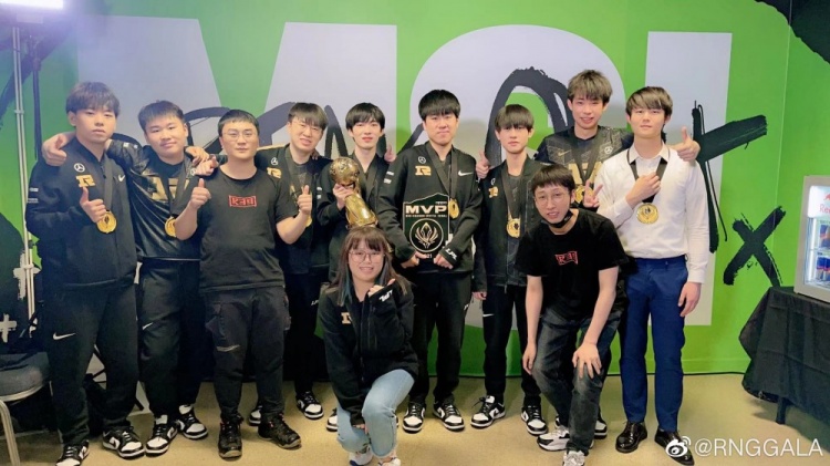 敢打敢拼！GALA赛后更博：wuhu～辛苦了