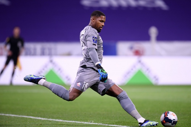 ?里尔夺冠的绝对功臣!米兰“准新援”麦尼昂赛季扑救集锦