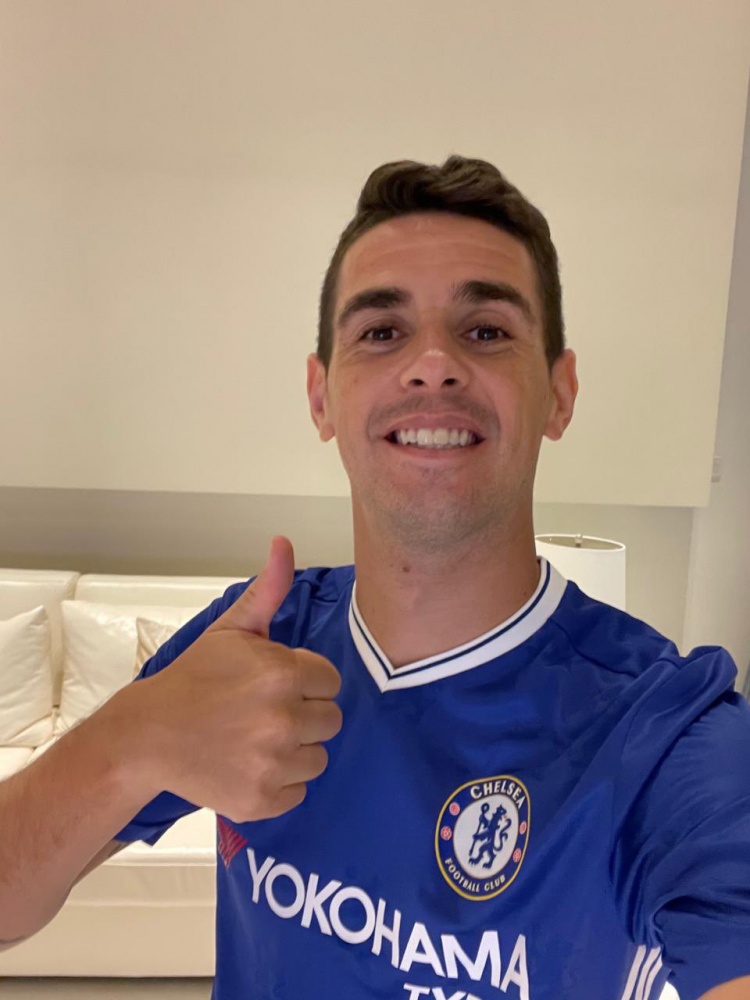 心系老东家!奥斯卡赛前晒照给切尔西打气