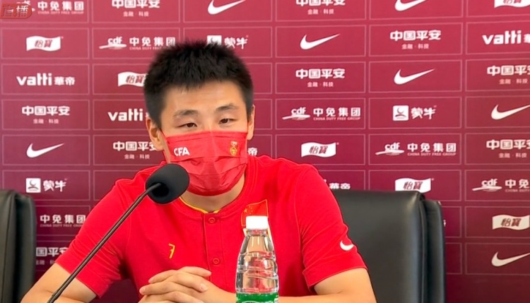 武磊：感谢球迷营造的氛围，希望给球迷带来更多胜利和快乐