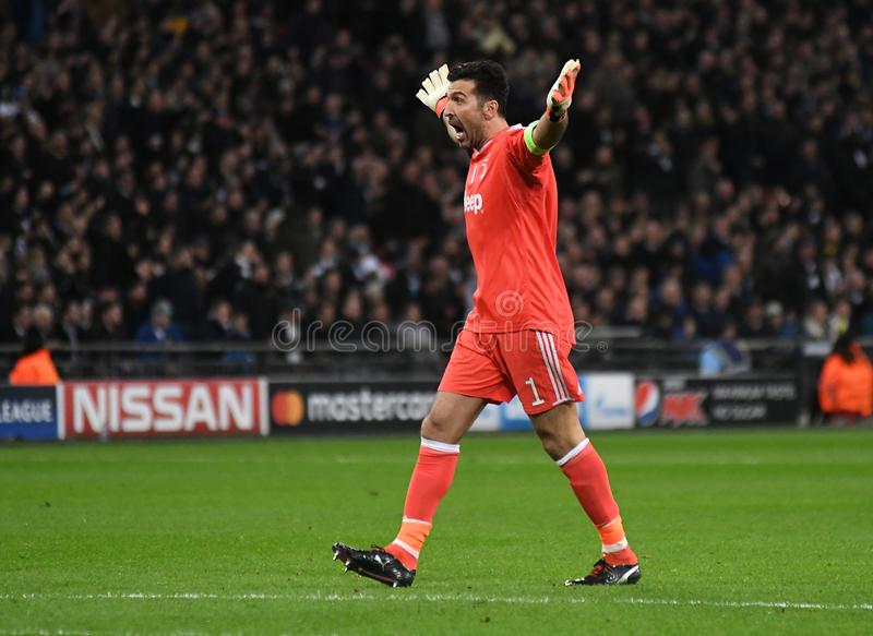 全市场:布冯将首发出战萨索洛,以及与亚特兰大的意杯决赛