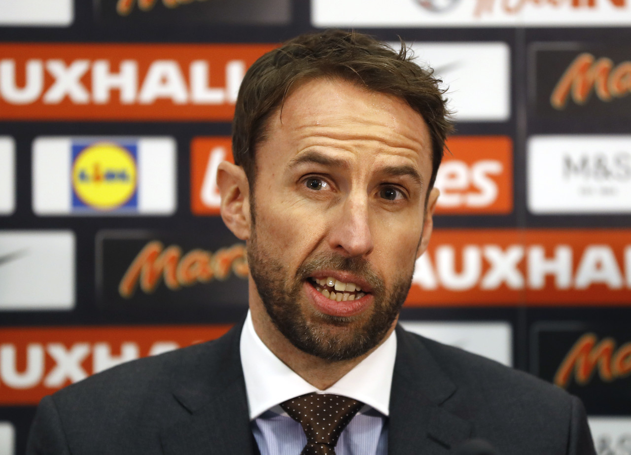 索斯盖特:人们觉得我看不上阿诺德,这根本不是事实