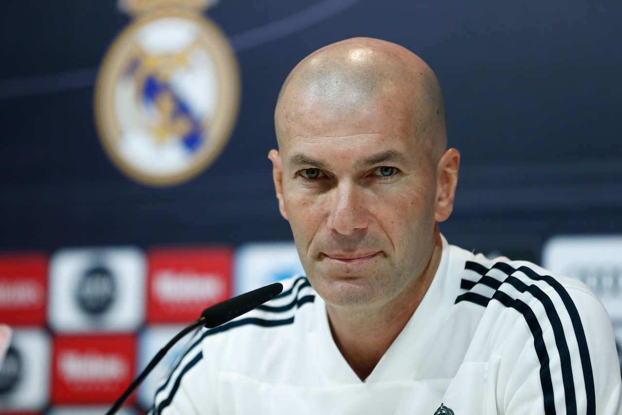 世体:齐达内明天将与弗洛伦蒂诺面谈以决定去留