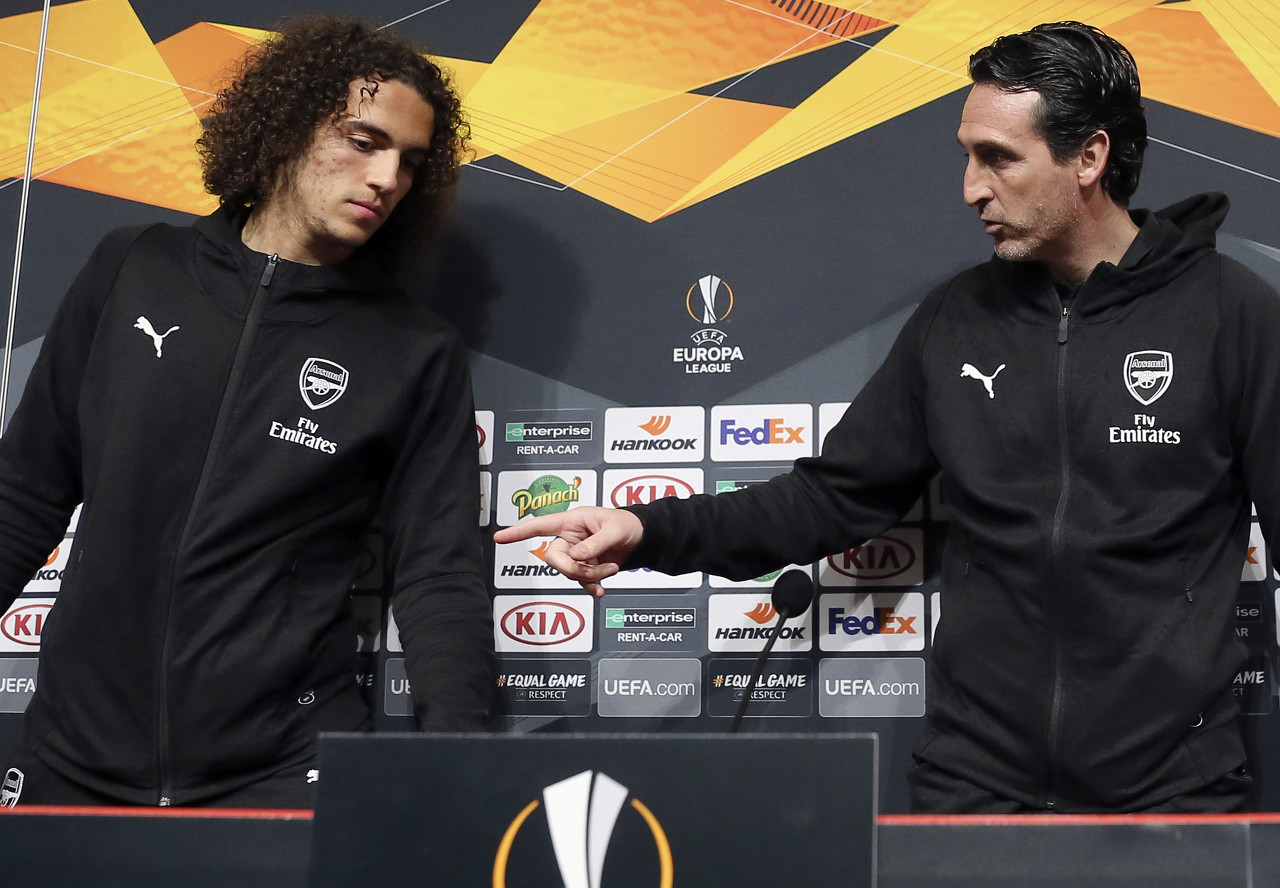 贡多齐社媒祝贺埃梅里:你知道如何举起奖杯,自豪曾在你身边踢球