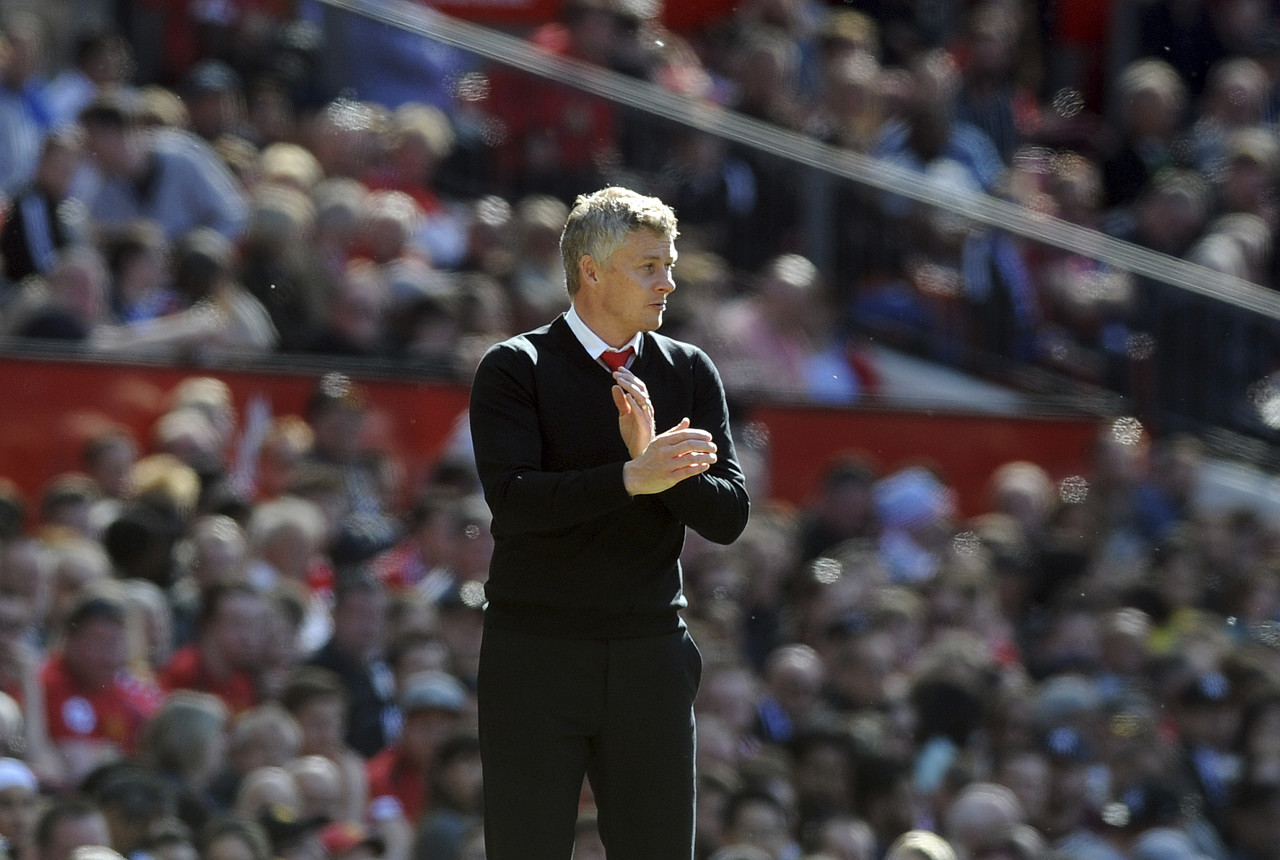 曼联本赛季英超主场已丢28球，自62-63年以来单赛季主场丢球最多