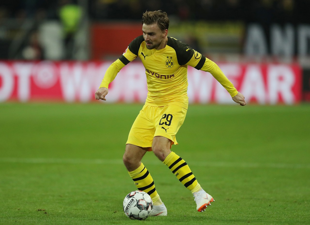 暖心！施梅尔策合同到期，但赛季结束后将留在多特继续养伤