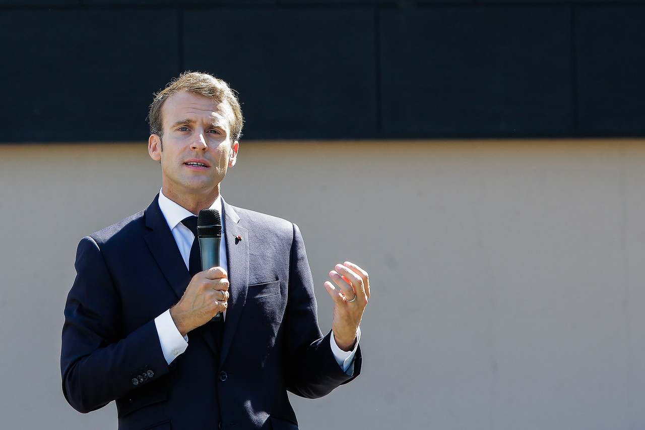 马克龙谈本泽马回归法国国家队：德尚做出了美妙的决定