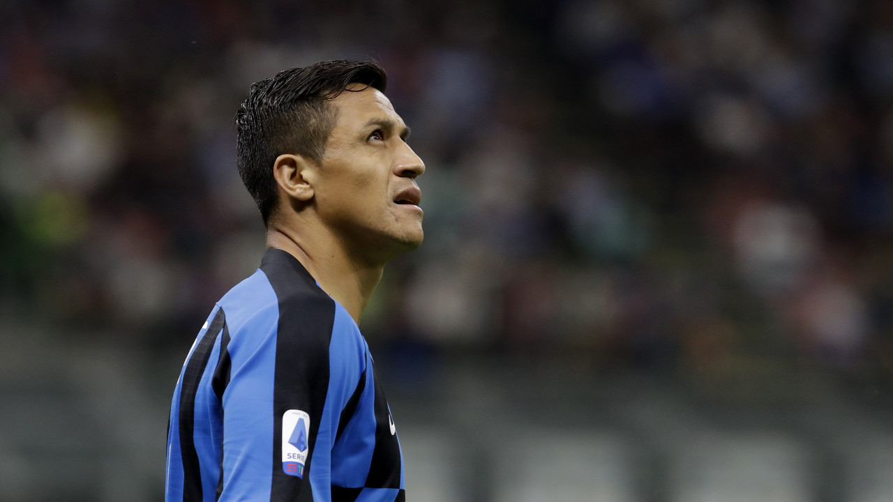 意天空：桑切斯因脚踝扭伤被换下，可能缺席后两场