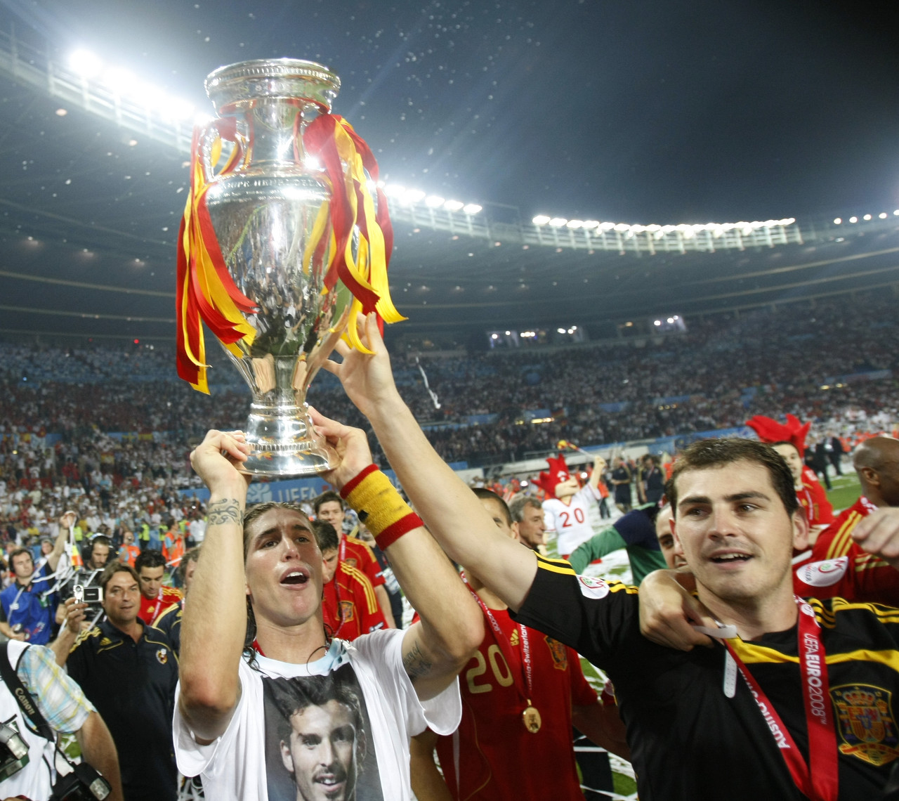 遗憾！拉莫斯连续为国征战9届大赛纪录就此中断