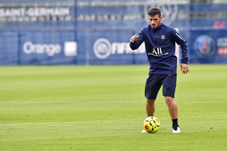 斯基拉:巴黎预计不会买断弗洛伦齐,球员已准备好回罗马