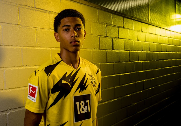 法尔克:曼联希望在今夏签下贝林厄姆,而非桑乔