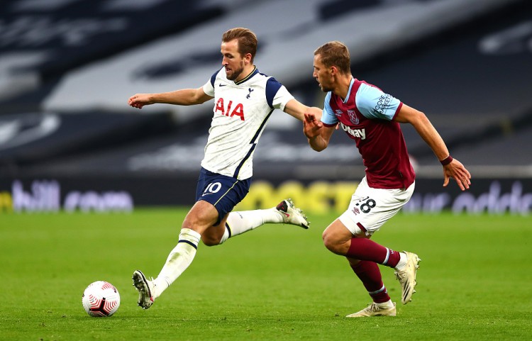 凯恩职业生涯第3次获英超金靴奖，追平阿兰-希勒仅次于亨利