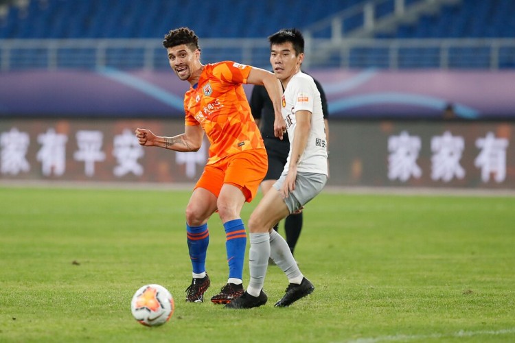 鲁媒：莫伊塞斯即将启程返回中国，格德斯何时归队没有确切消息