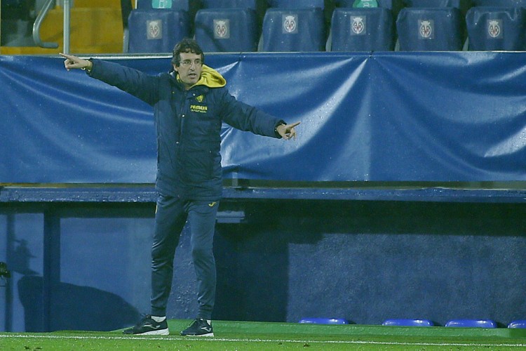 2004年至今,西甲球队已经赢得11座欧联杯冠军