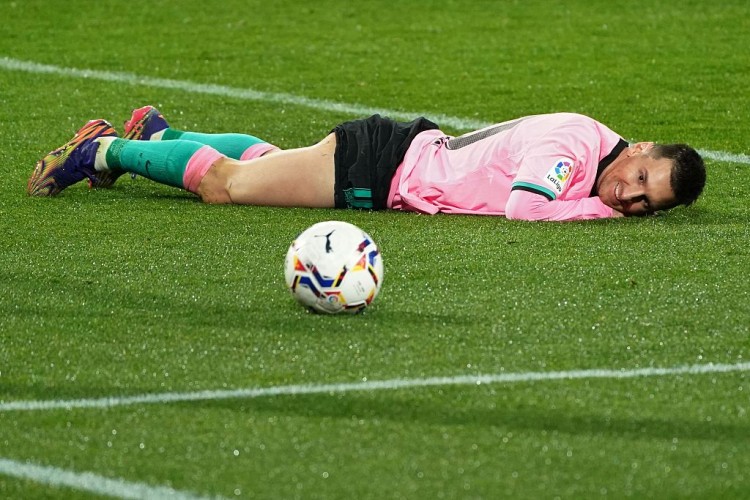 梅西:我也经常在手机上花很多时间 喜欢看各国联赛