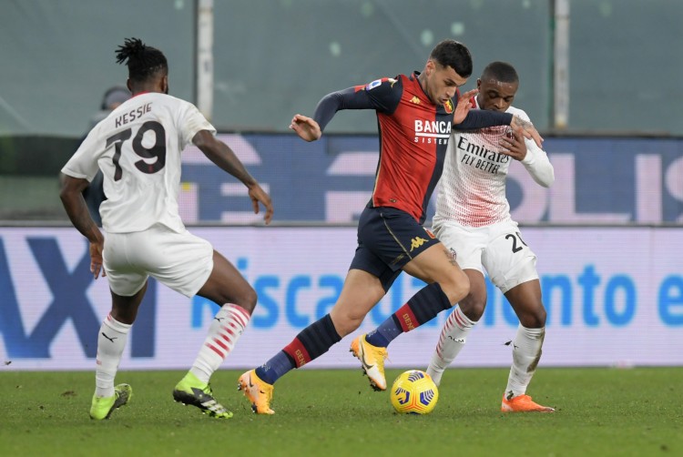 斯卡马卡:对父亲砸车感到震惊 跟他分开生活已久极少见面