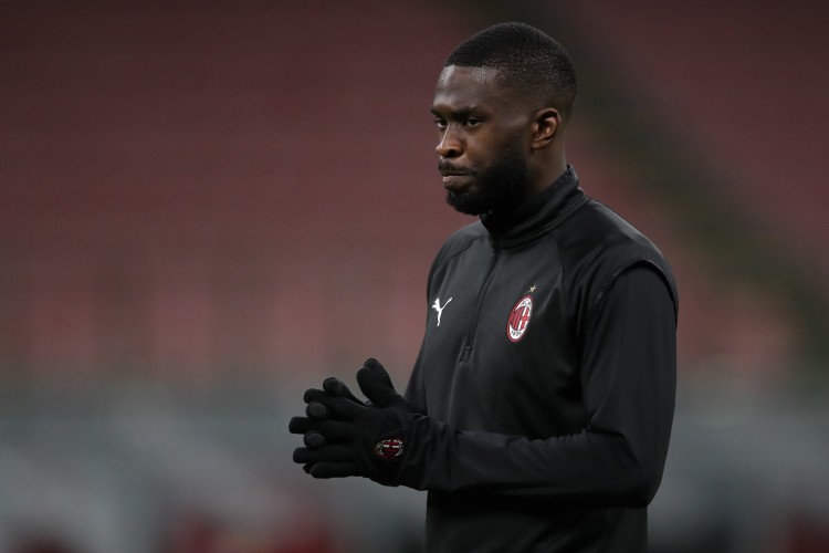 迪马：蓝军已收到英超球队对托莫里的报价，米兰正加速运作买断