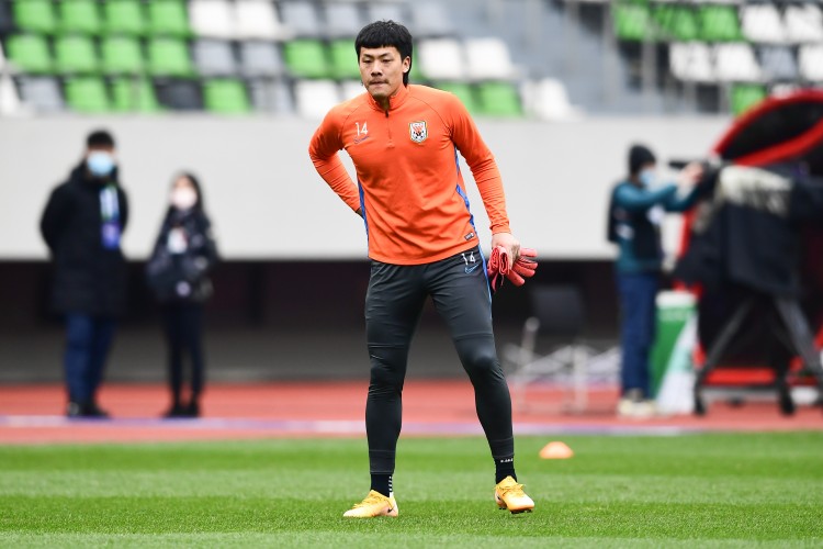 津媒谈国足选第四门将:韩佳奇未进60人名单 王大雷多次缺席集训