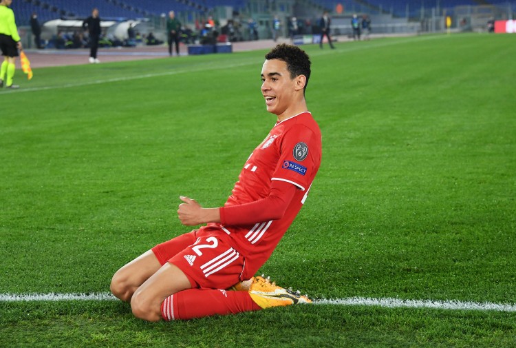 官方：6场3球，穆西亚拉当选拜仁4月队内最佳