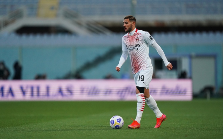 法尔克:巴黎圣日耳曼报价特奥,米兰暂未同意转会