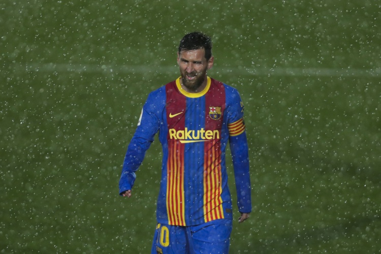 巴黎人报:巴黎今夏会再追梅西,想组“梅-内-姆”的三叉戟