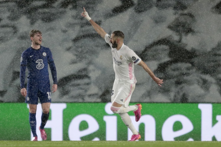 本泽马:我和吉鲁在欧冠时聊过天,我们关系一如从前