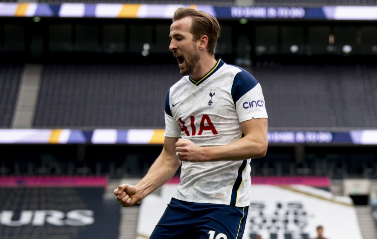 凯恩以23球收获英超金靴 生涯第三次获此奖项