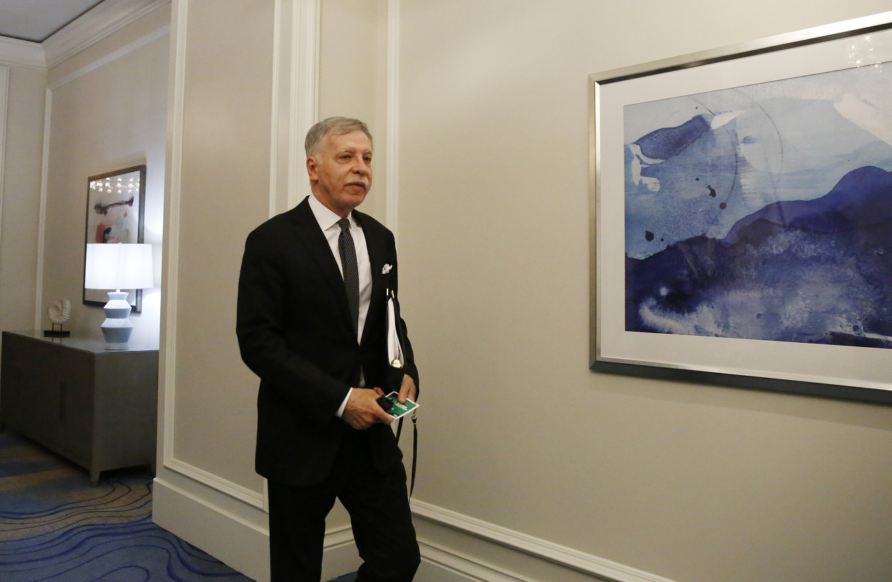 伦敦足球网：克伦克将出面干预，帮助阿森纳偿还1.2亿英镑贷款