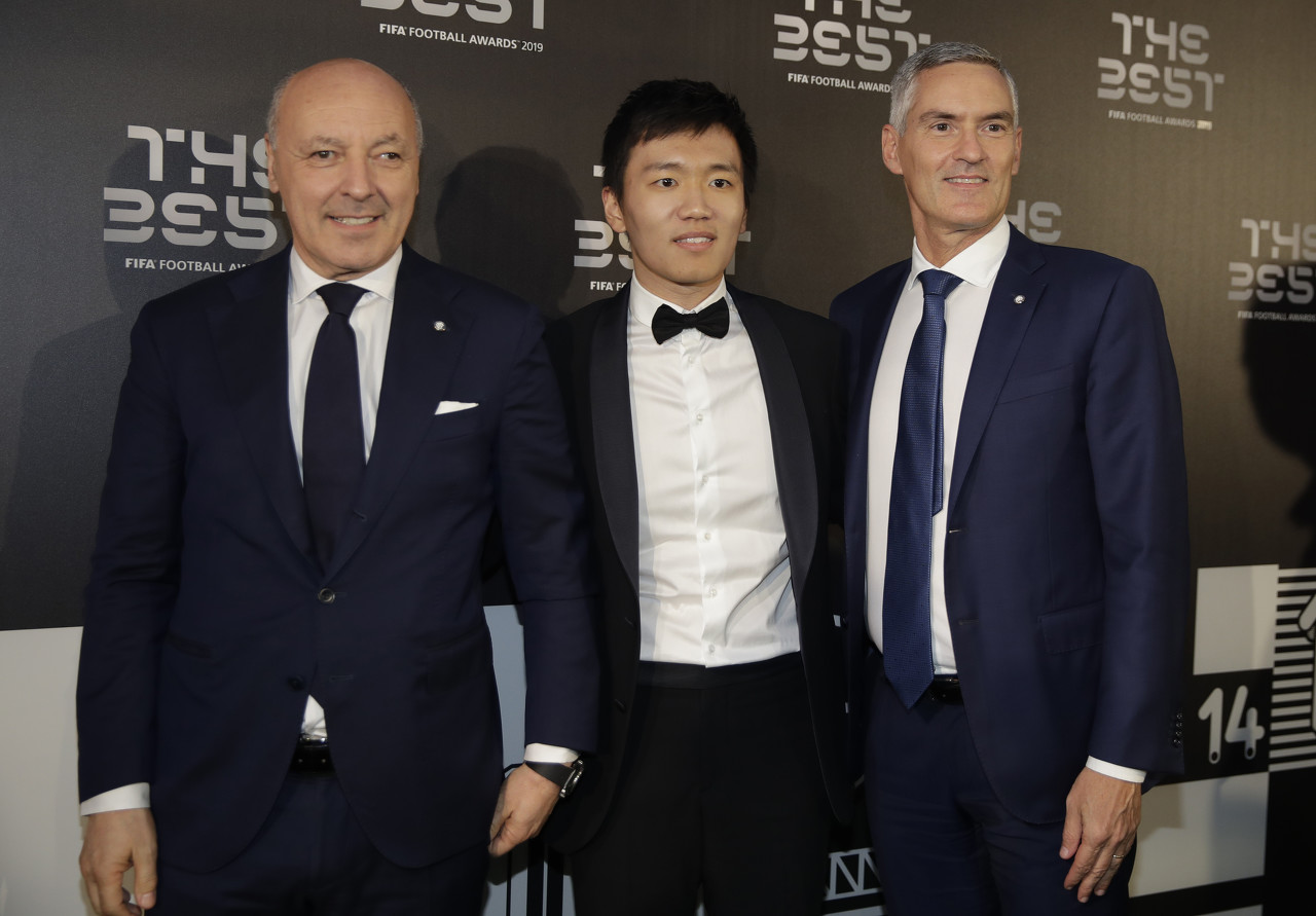 斯基拉：国米可能将削减的2个月薪水，在未来几年分期支付给球员