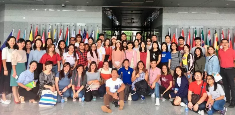 300余名菲人将包机去中国！